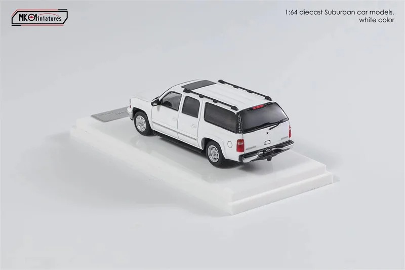 MK Miniatures Suburban 4.jpg